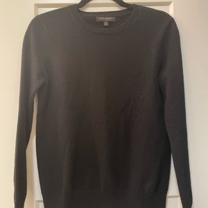 Banana Republic 100% cashmere crew neck sweater size XS in black color